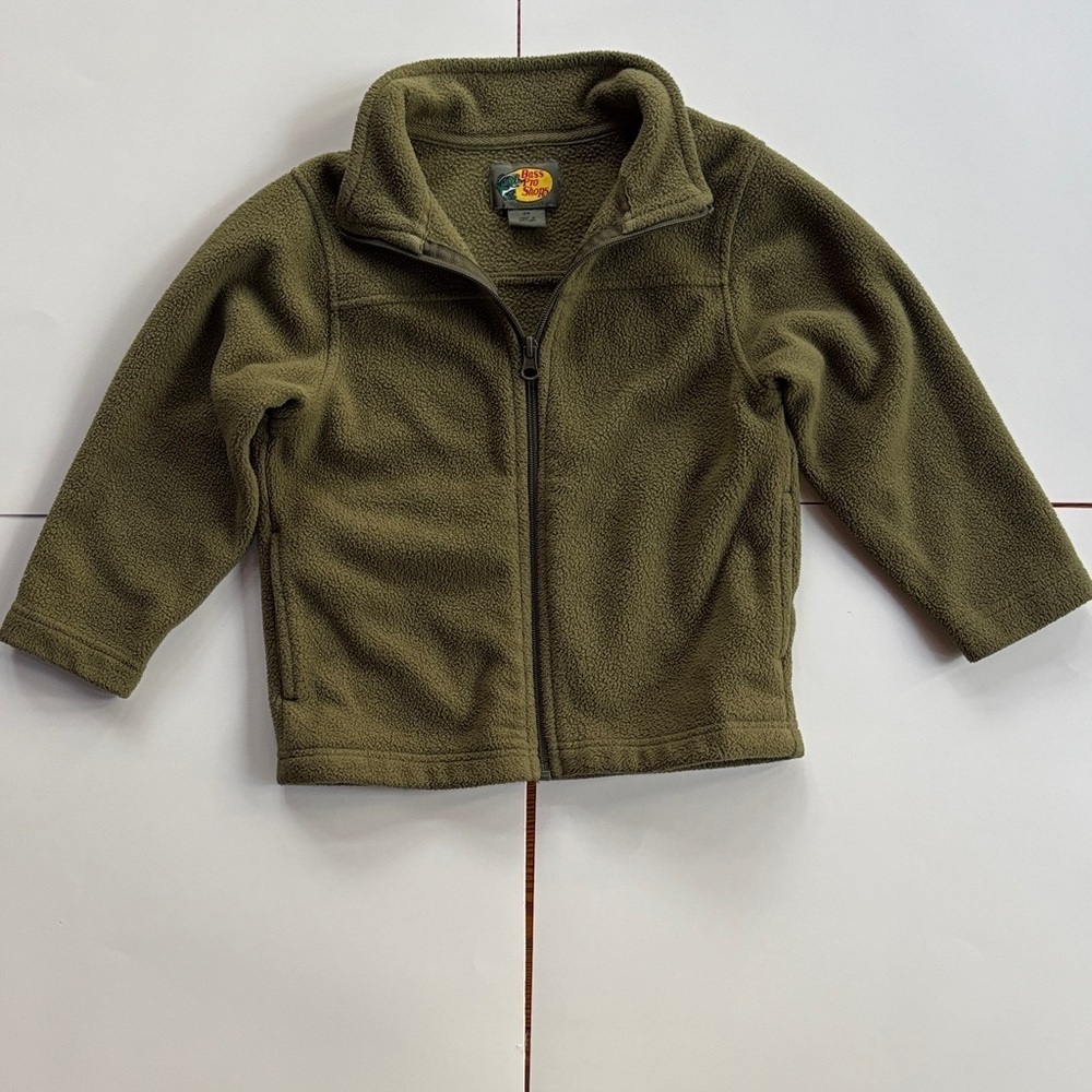 Bass Pro Shops Boys Olive Green Full Zipper Fleece Jacket. Size XS